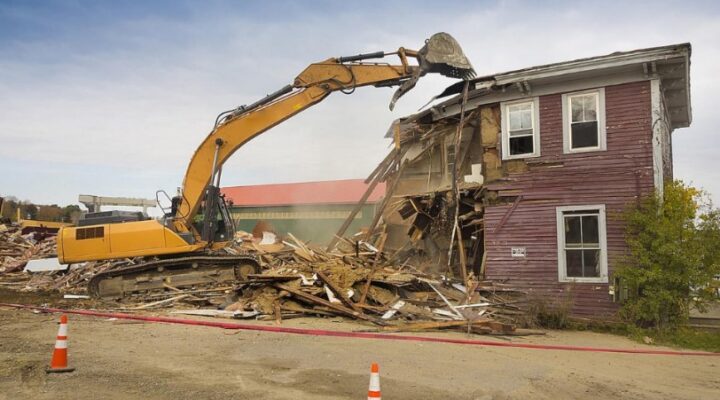 5 Good Reasons to Hire One of Many Demolition Companies Sydney