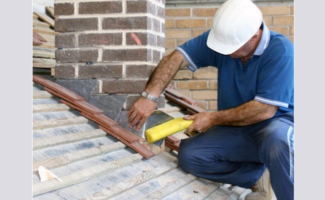 Is Your Roof Leaking? | Signs You Need to Contact a MA Roofer