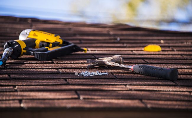 How Do You Know Your Roof Needs Immediate Repairs by Experts?