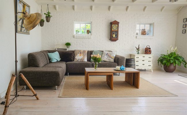 How To Choose Furniture for a Small Living Room