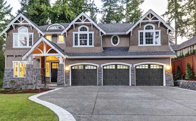 Find the Right Garage Door for Your Home With These Tips