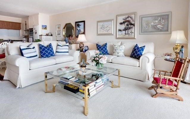 Coffee Table Accessorizing – A Great Interior with Beautiful Table