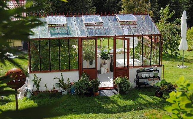9 Great Reasons to Add a Greenhouse to Your Garden